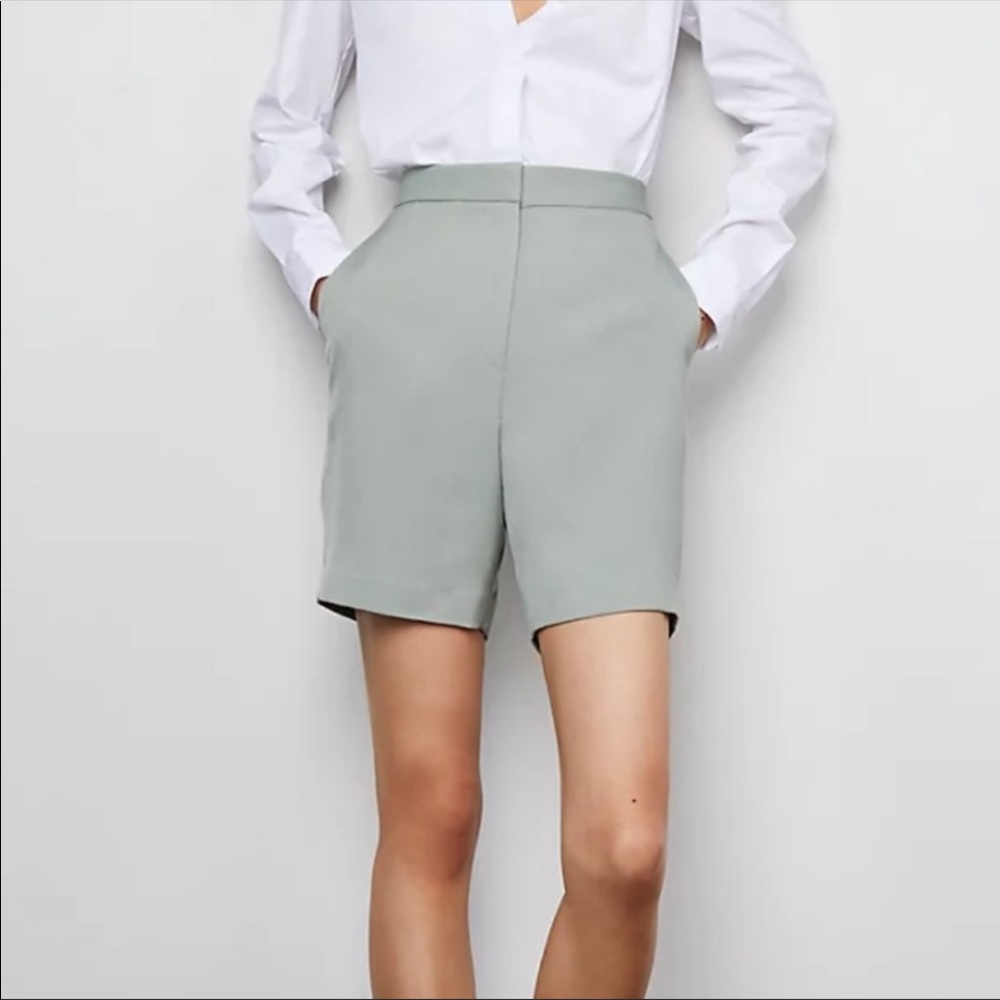 Aritzia Babaton Borna High Rise Longline Green Pleated Shorts size 10 - Picture 2 of 7